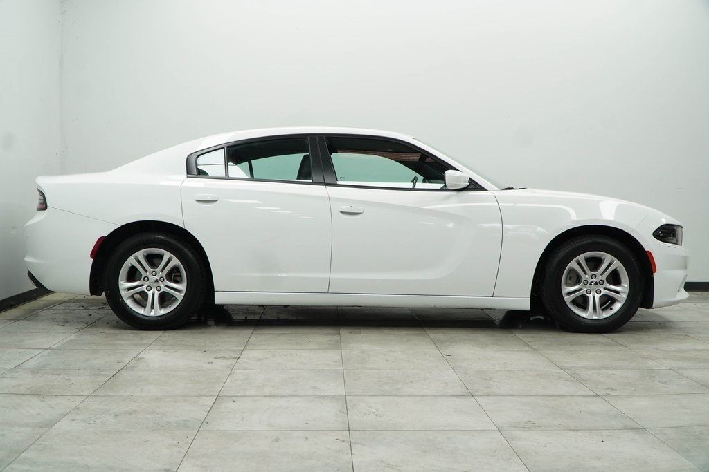 2022 Dodge Charger SXT photo 10