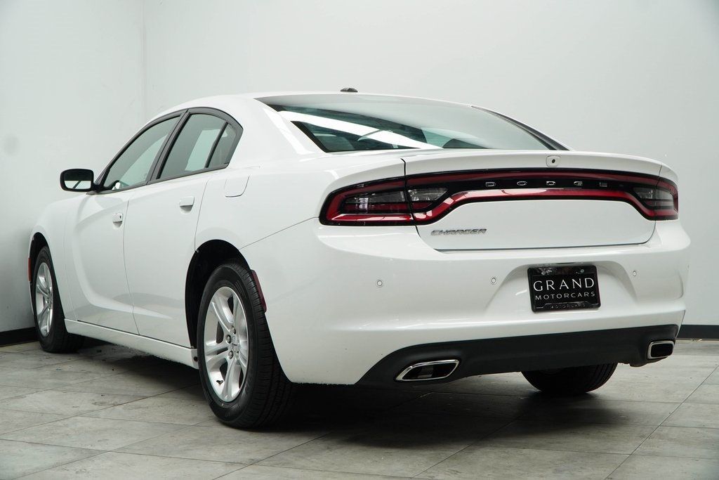 2022 Dodge Charger SXT photo 11