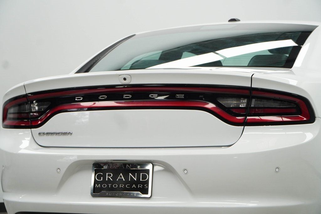 2022 Dodge Charger SXT photo 13