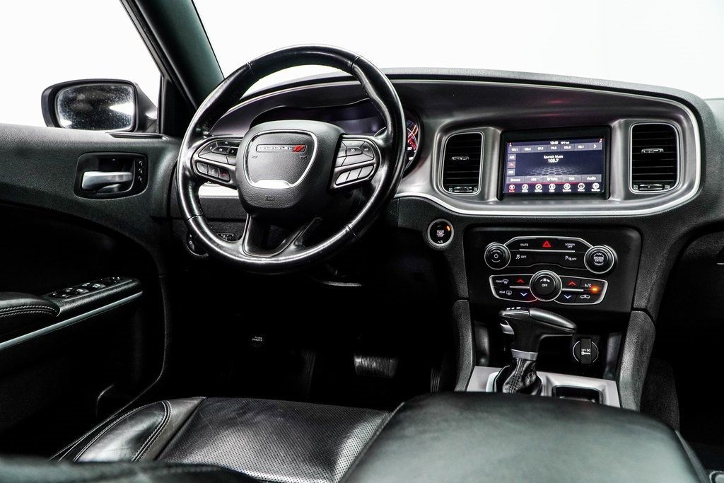 2022 Dodge Charger SXT photo 20