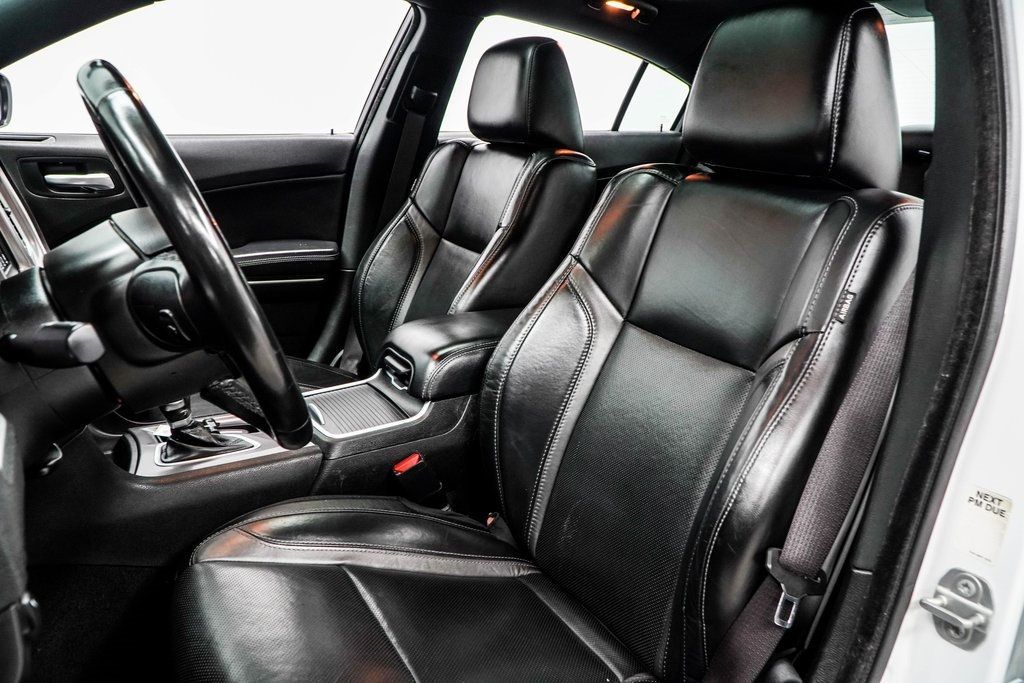 2022 Dodge Charger SXT photo 35