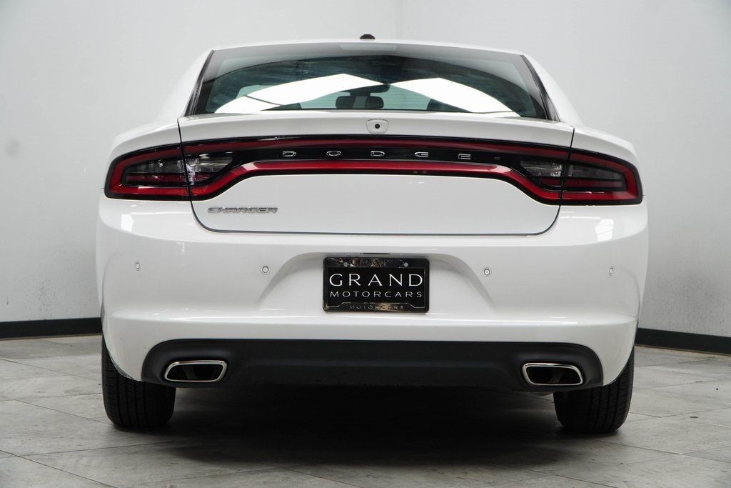 2022 Dodge Charger SXT photo 9