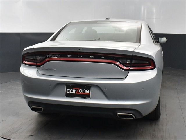 2022 Dodge Charger SXT photo 4