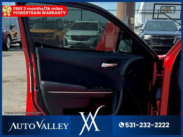 2022 Dodge Charger SXT Sedan 4D - 23003135 - 11