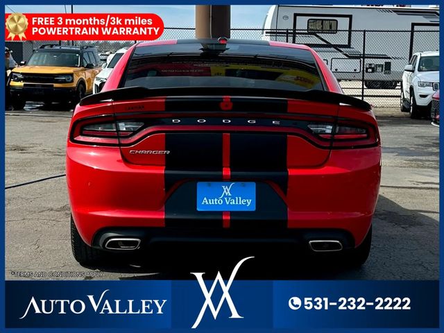 2022 Dodge Charger SXT Sedan 4D - 23003135 - 5