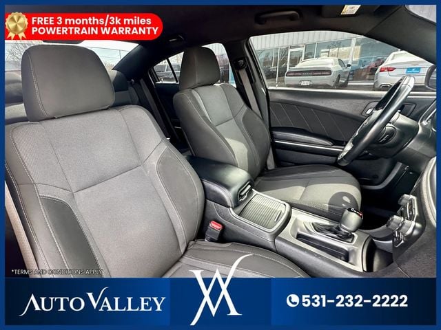2022 Dodge Charger SXT Sedan 4D - 23014598 - 17