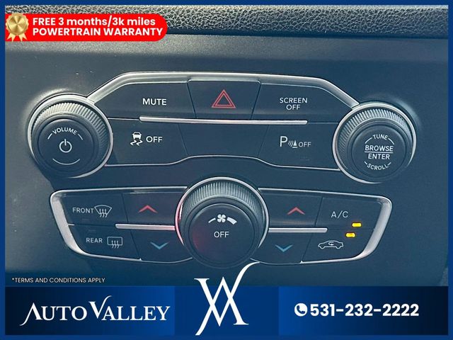 2022 Dodge Charger SXT Sedan 4D - 23041549 - 32