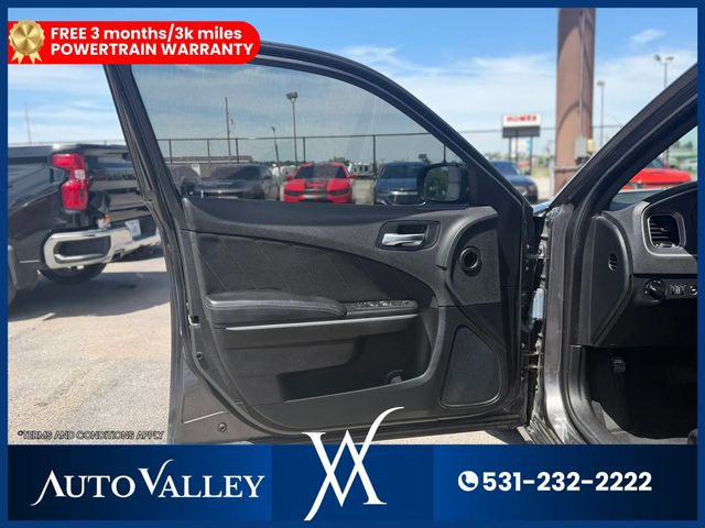 2022 Dodge Charger SXT Sedan 4D - 23041922 - 8