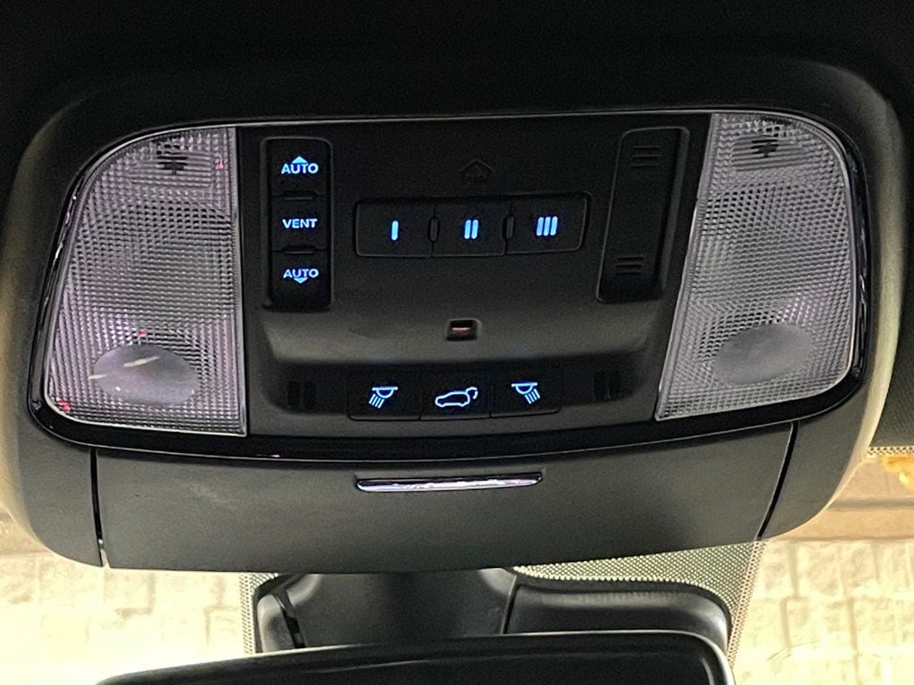 2022 Dodge Durango GT AWD - 23022990 - 38