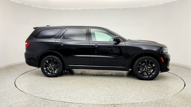 2022 Dodge Durango GT AWD w/ Blacktop Package & Captain's Chairs - 23041964 - 3