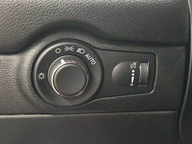 2022 Dodge Durango Pursuit AWD 4dr SUV - 23003219 - 32