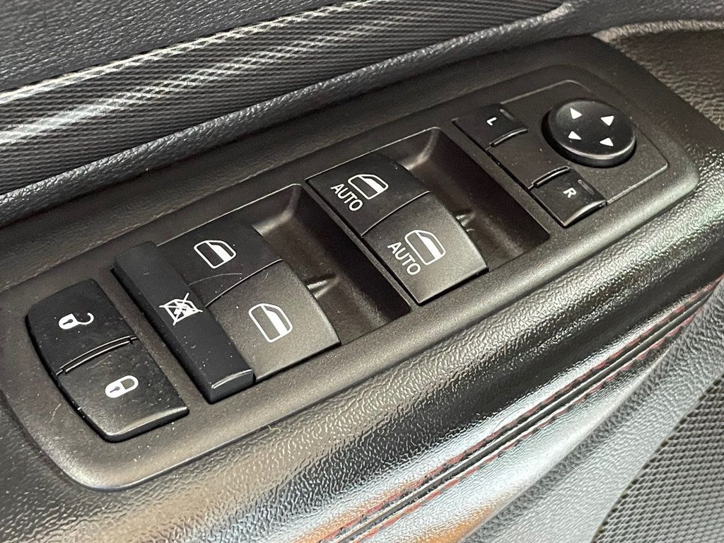 2022 Dodge Durango R/T AWD - 23068297 - 19