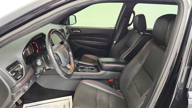 2022 Dodge Durango R/T w/ Blacktop Pkg, 2nd Row Captain Chairs & Power Sunroof - 23010808 - 20