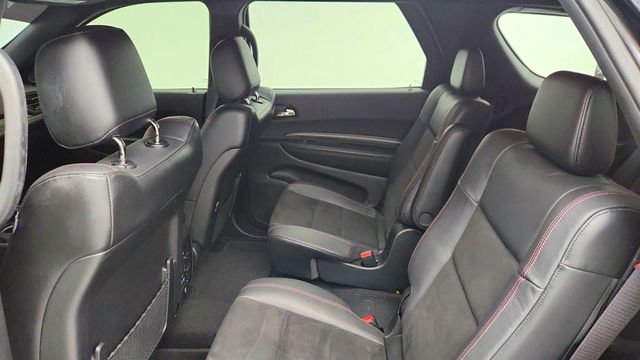 2022 Dodge Durango R/T w/ Blacktop Pkg, 2nd Row Captain Chairs & Power Sunroof - 23010808 - 21