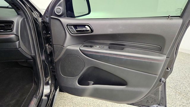 2022 Dodge Durango R/T w/ Blacktop Pkg, 2nd Row Captain Chairs & Power Sunroof - 23010808 - 27