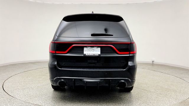 2022 Dodge Durango R/T w/ Blacktop Pkg, 2nd Row Captain Chairs & Power Sunroof - 23010808 - 5