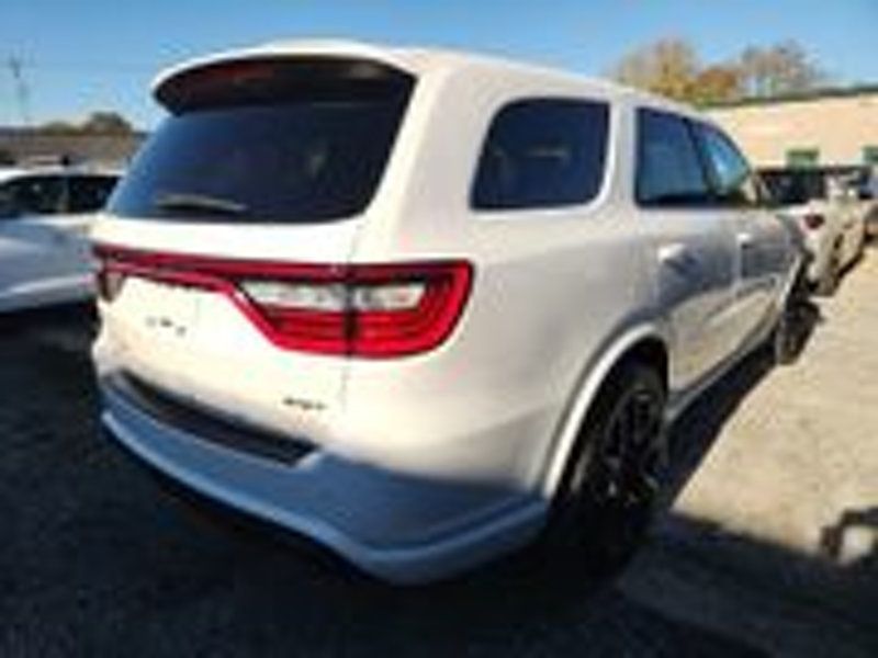 2022 Dodge Durango SRT 392 photo 2