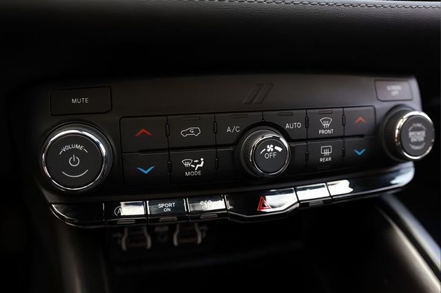 2022 Dodge Durango SXT AWD - 23055717 - 37