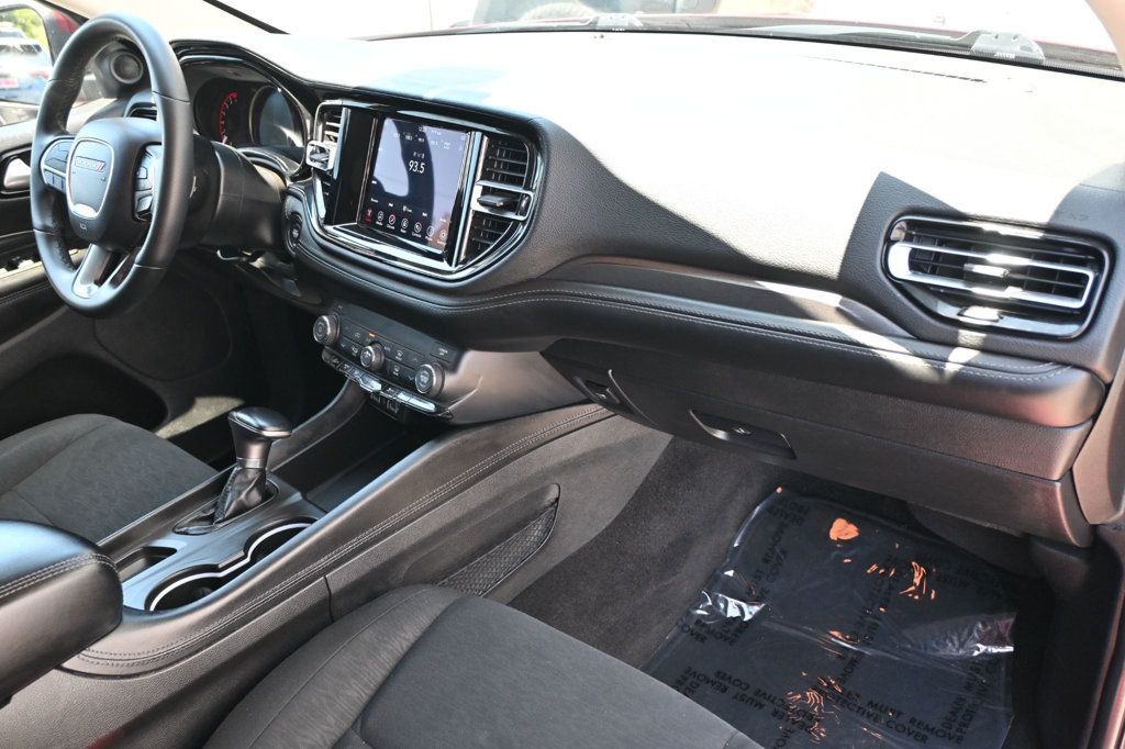 2022 Dodge Durango SXT photo 7