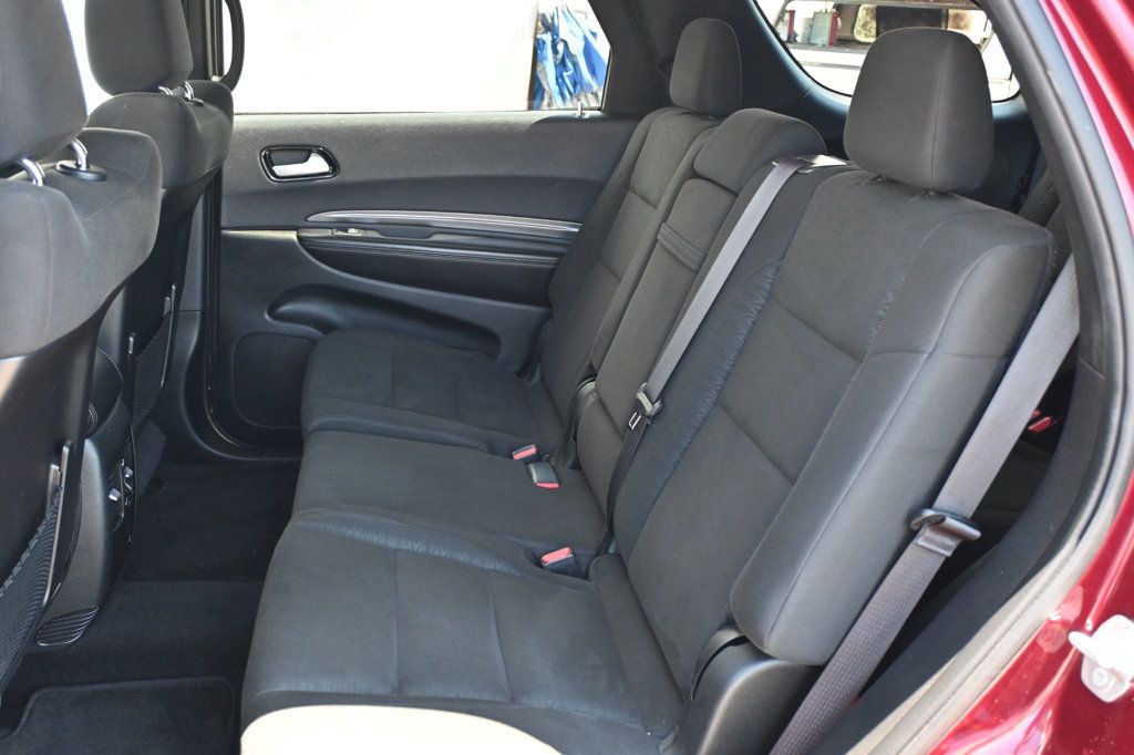 2022 Dodge Durango SXT photo 12