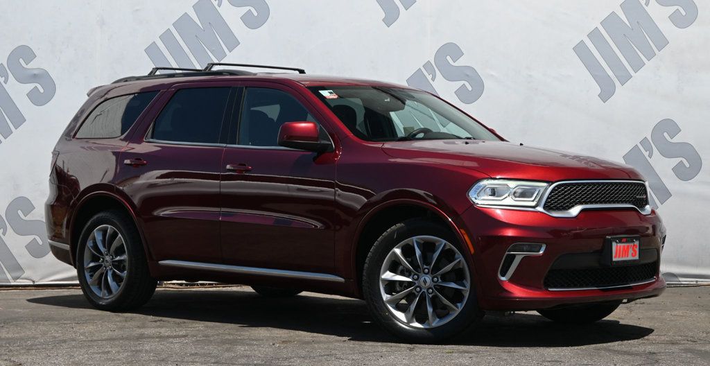 2022 Dodge Durango SXT photo 3