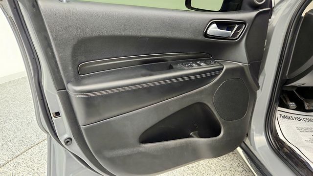2022 Dodge Durango SXT with Load-Leveling Suspension - 22971719 - 9
