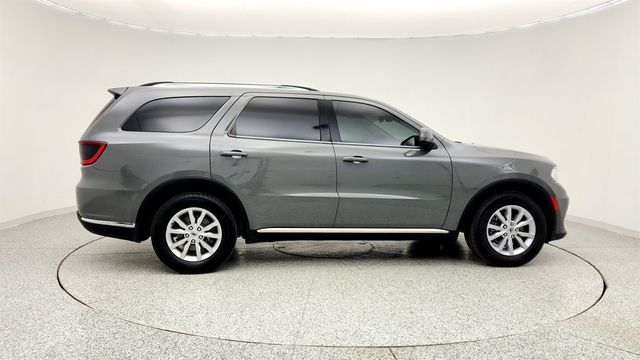 2022 Dodge Durango SXT with Load-Leveling Suspension - 22971719 - 3