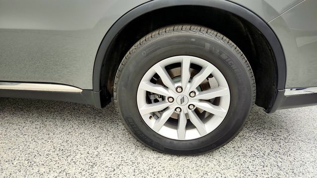 2022 Dodge Durango SXT with Load-Leveling Suspension - 22971719 - 8