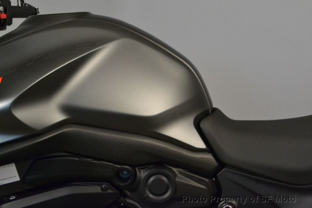 2022 Ducati Monster 937 Plus PRICE REDUCED! - 21627702 - 9