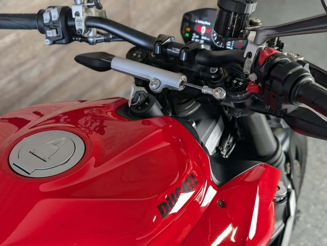 2022 Ducati Streetfighter V2 SUPER CLEAN! - 23016598 - 5