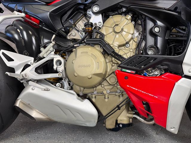 2022 Ducati Streetfighter V4 SUPER CLEAN! - 22994108 - 5