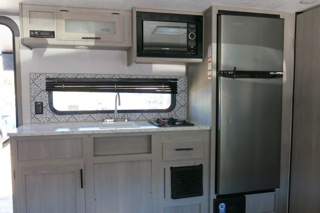 2022 Dutchmen Coleman CM18FQ22 - 23060561 - 23
