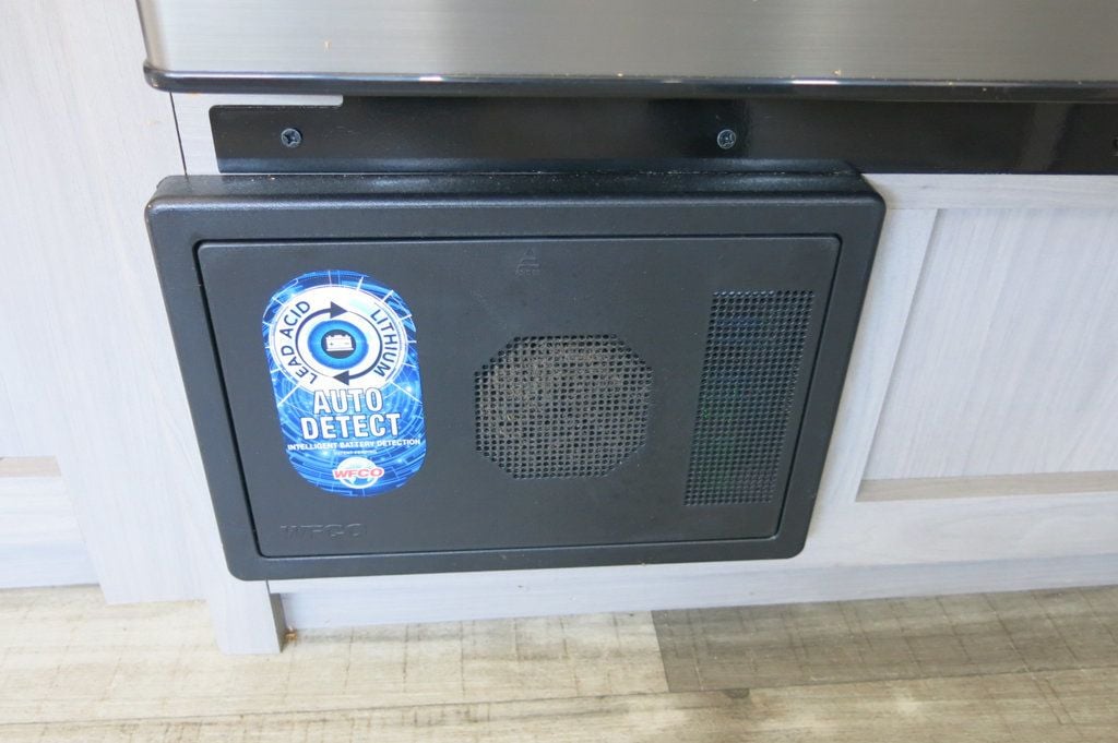 2022 Dutchmen Coleman CM18FQ22 - 23060561 - 51