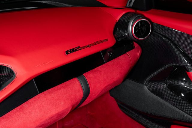 2022 Ferrari 812 Competizione Coupe - 22947900 - 16