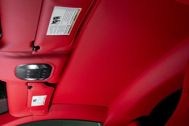 2022 Ferrari 812 Competizione Coupe - 22947900 - 27