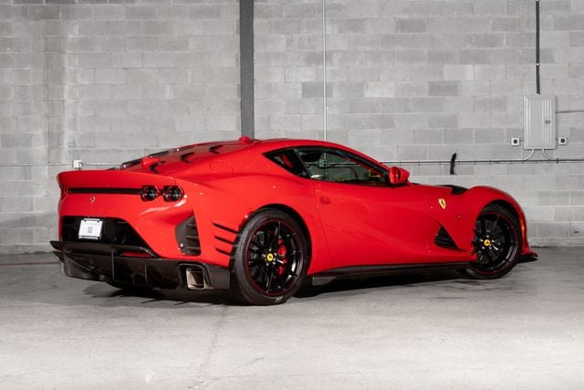 2022 Ferrari 812 Competizione Coupe - 22947900 - 2