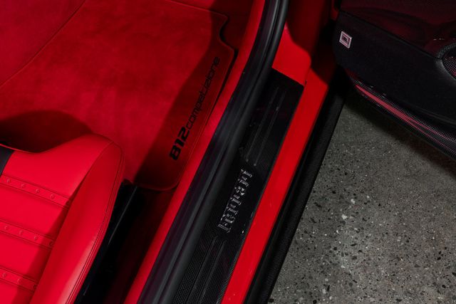 2022 Ferrari 812 Competizione Coupe - 22947900 - 34