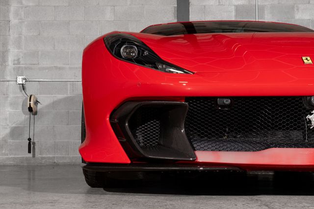 2022 Ferrari 812 Competizione Coupe - 22947900 - 37