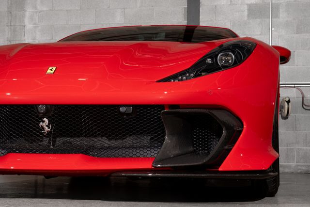 2022 Ferrari 812 Competizione Coupe - 22947900 - 39