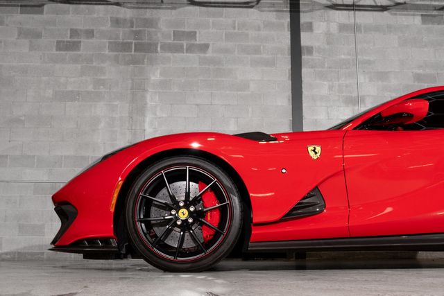 2022 Ferrari 812 Competizione Coupe - 22947900 - 53