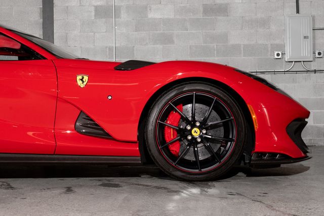 2022 Ferrari 812 Competizione Coupe - 22947900 - 55