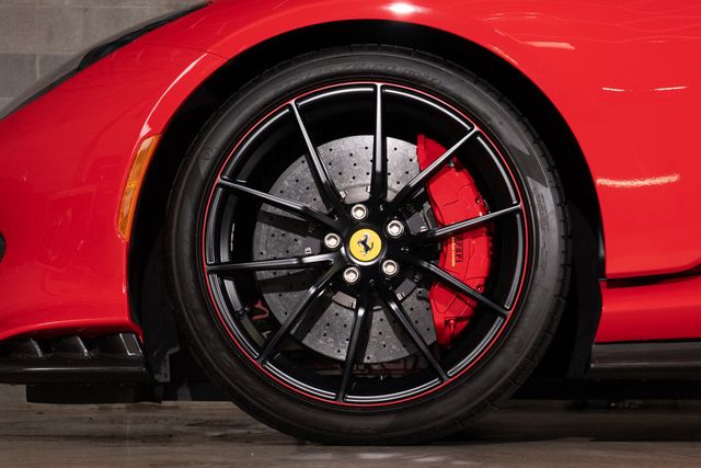 2022 Ferrari 812 Competizione Coupe - 22947900 - 56