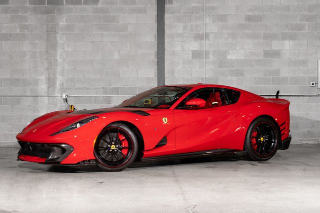 2022 Ferrari 812 Competizione Coupe - 22947900 - 6