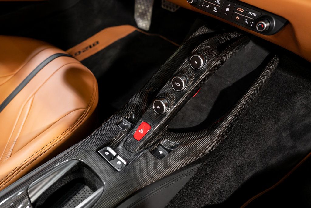 2022 Ferrari 812 GTS Base photo 13