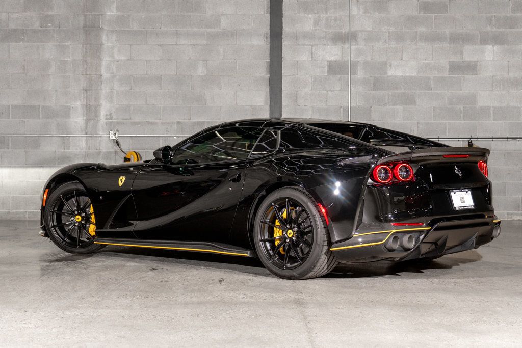 2022 Ferrari 812 GTS Base photo 23