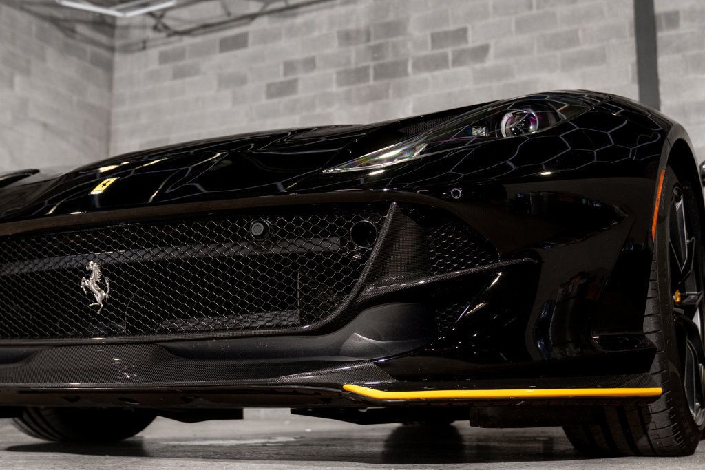 2022 Ferrari 812 GTS Base photo 29