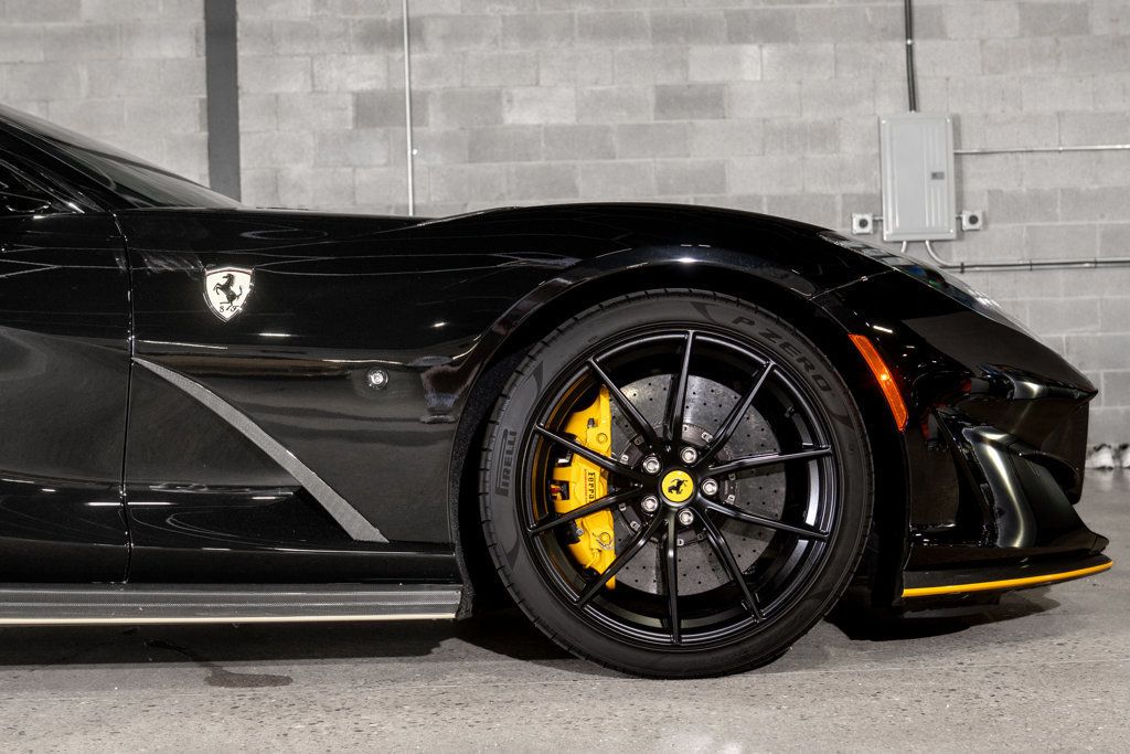 2022 Ferrari 812 GTS Base photo 44