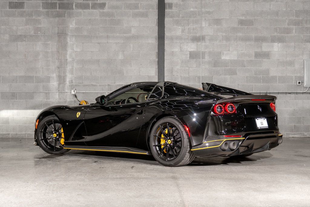 2022 Ferrari 812 GTS Base photo 5