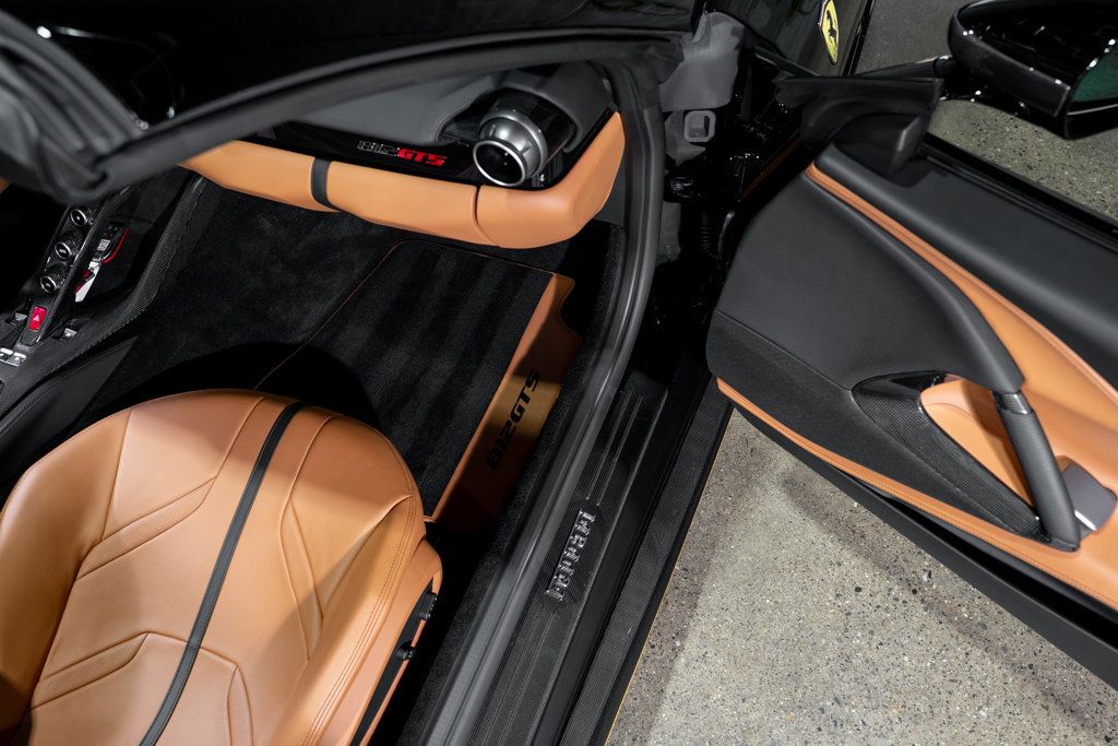 2022 Ferrari 812 GTS Base photo 51