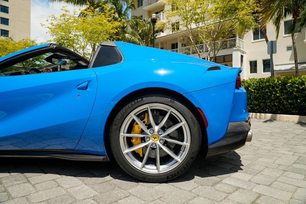 2022 Ferrari 812 GTS Convertible - 22898644 - 32